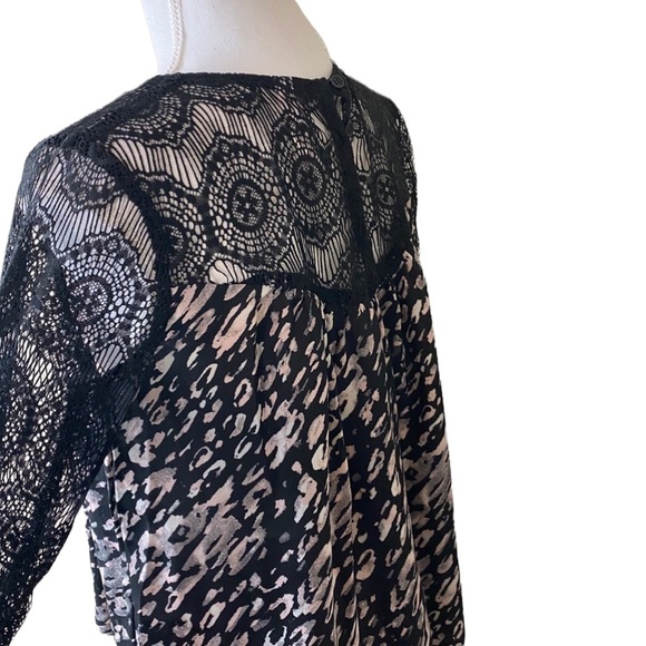 Black Lattice Lace & Pink Leopard Print Watercolor Blouse - Picture 12 of 14